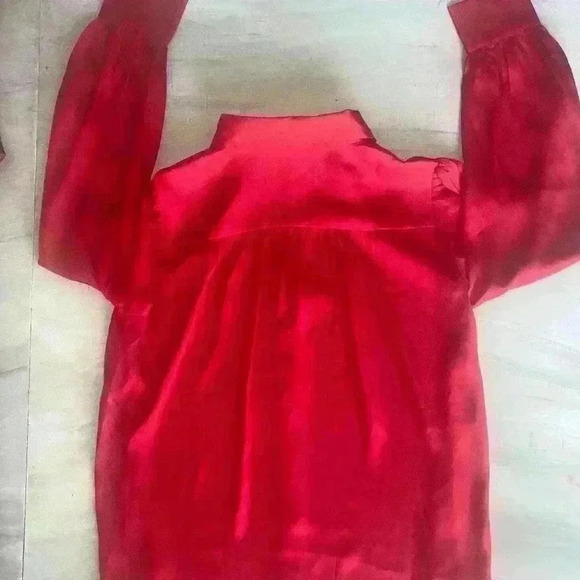 Ann Taylor Red Silky button up Sixe XSP Gorgeous Exc Con - Picture 3 of 15